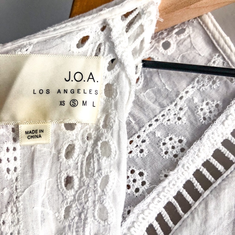 J.O.A. Size Small White Lace Open Back Romper! - Picture 7 of 9